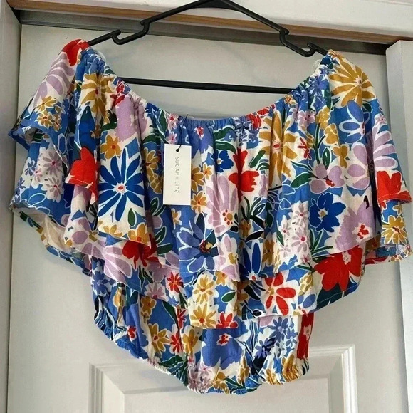 Sugarlips Tops - SugarLips Anthropologie Women’s Crop Floral Top Off Shoulder Ruffles Size XS NEW